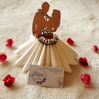 Дървен салфетник "Влюбени"