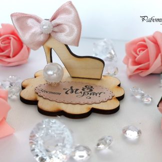 Дървена обувка