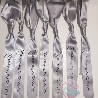 Вратовръзка за абитуриент