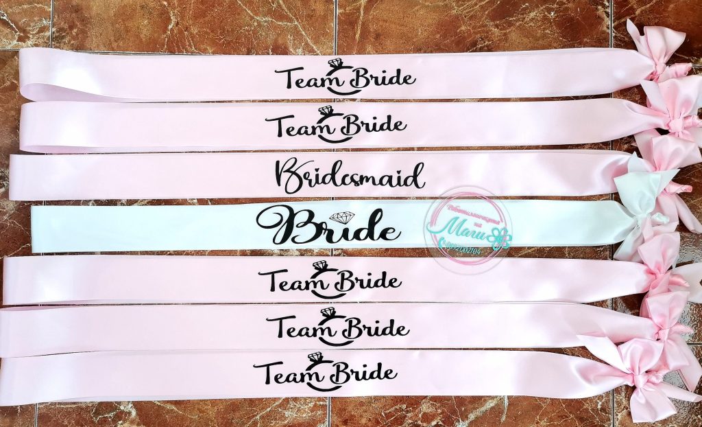 Украшения за моминско парти