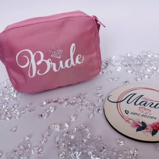 Несесер с надпис от двете страни